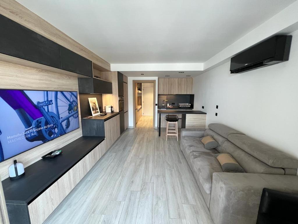 Le Diatomee - Rue Du Port Appartement Cavalaire-sur-Mer Buitenkant foto
